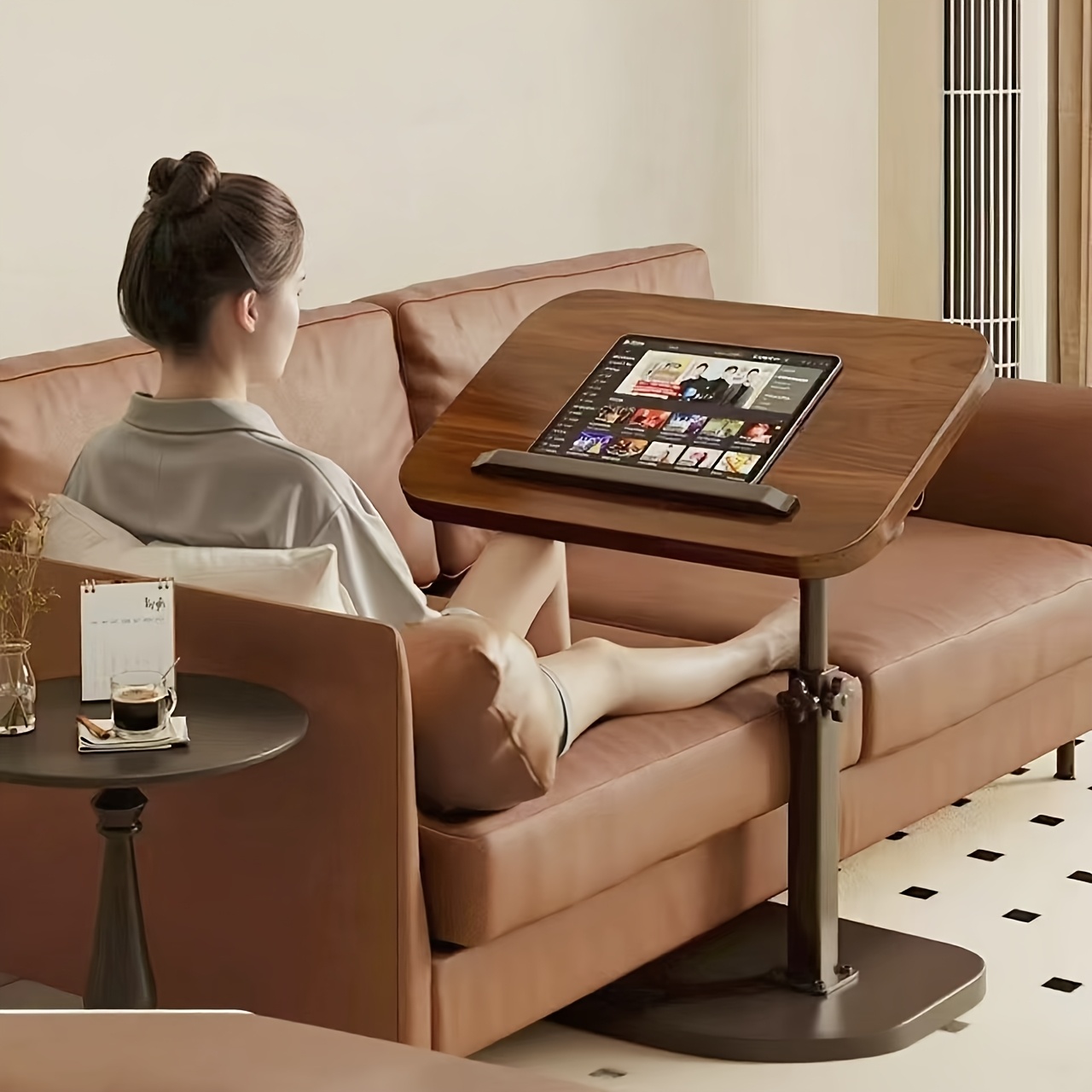 Laptops - Obracany stolik na laptopa z blatu